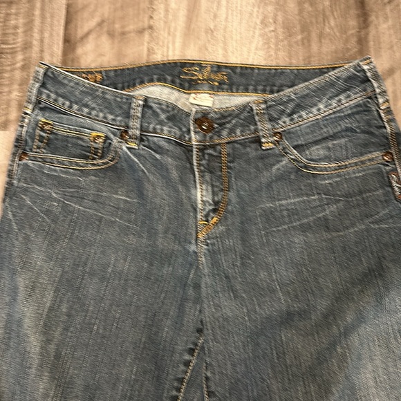 Silver Jeans Aiko Boot Cut Jeans - Picture 7 of 10